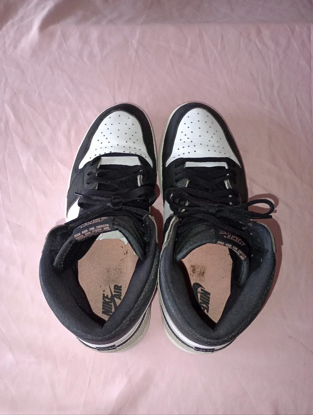 Air Jordan 1 Retro High OG White/black Lightly Used Size 12